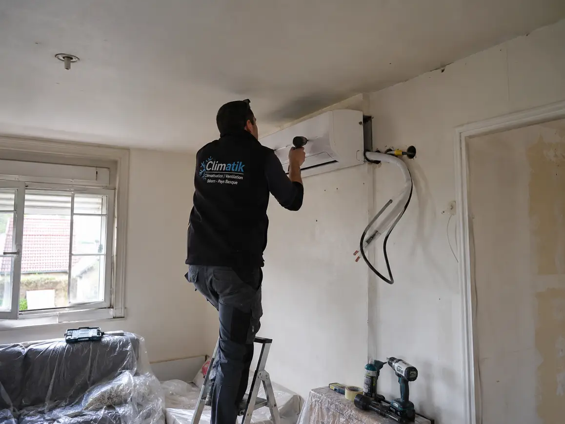 Installation intérieure d’une pompe à chaleur air/air