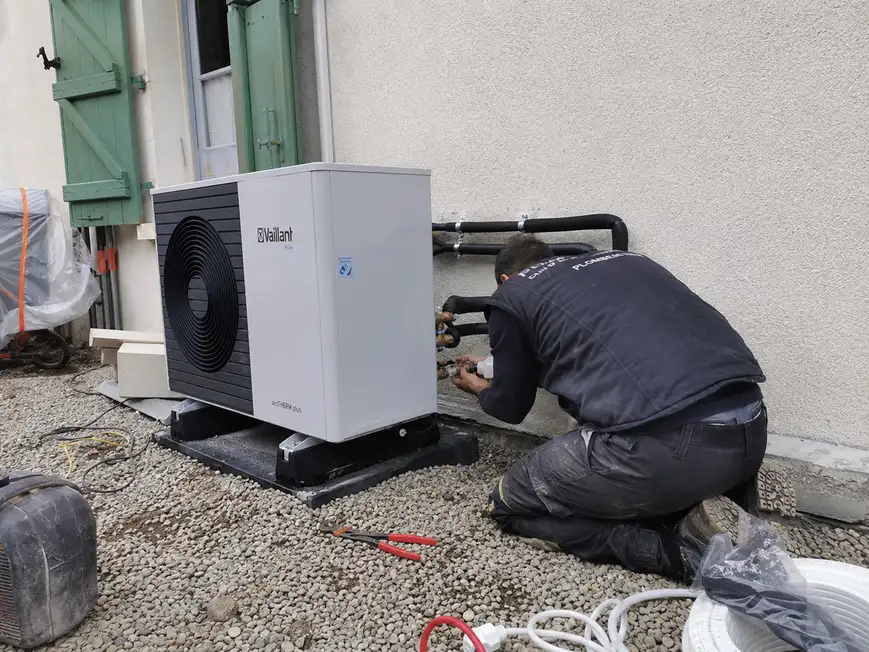 Installation d’une pompe à chaleur air/eau pour une habitation